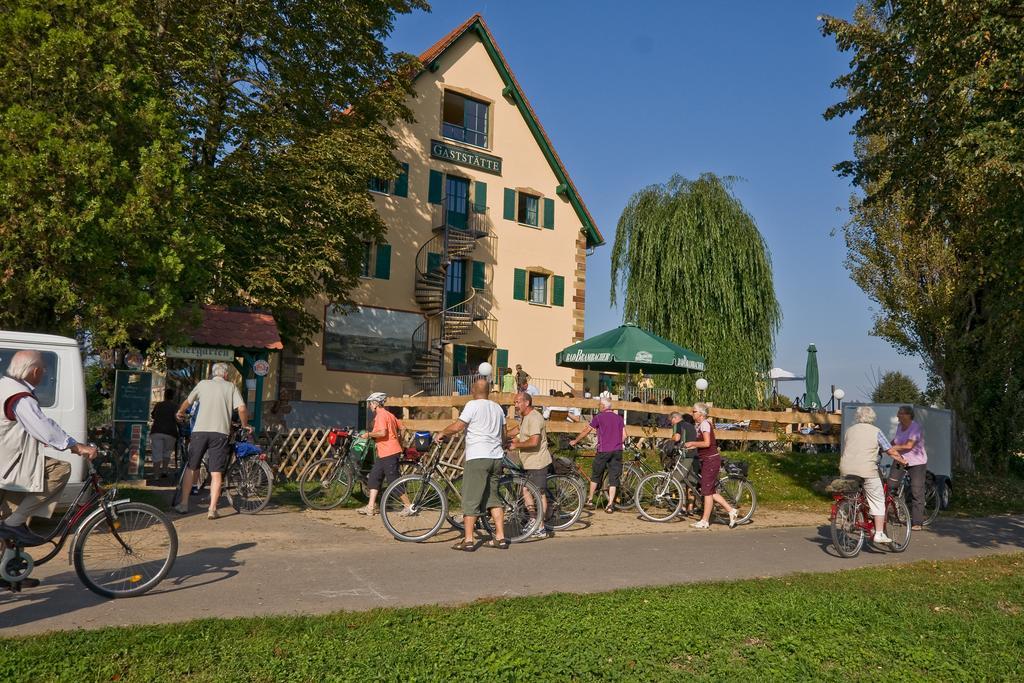 Gastwirtschaft & Hotel Hallescher Anger Naumburg  Buitenkant foto